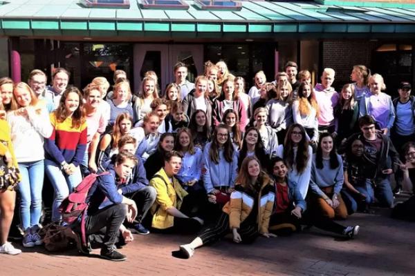 De groep van Gymnasium Beekvliet die de prijs heeft gewonnen. © Gymnasium Beekvliet